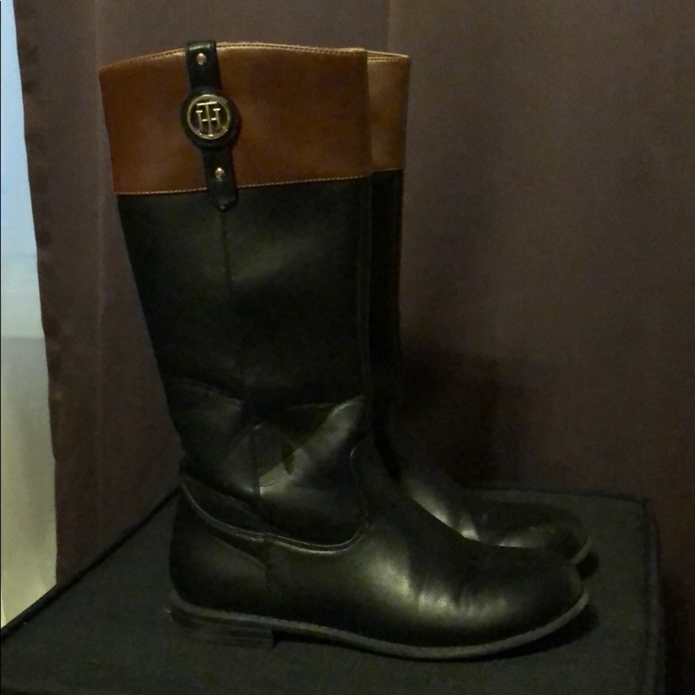 Tommy Hilfiger knee high boots